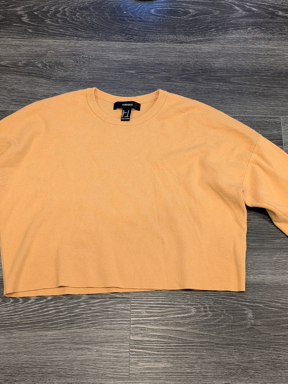 Forever 21 Cropped Crewneck Sweater in Peach